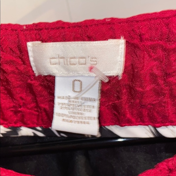 Chico's Red Blazer with Textured Fabric and Relaxed Fit - Picture 2 of 9